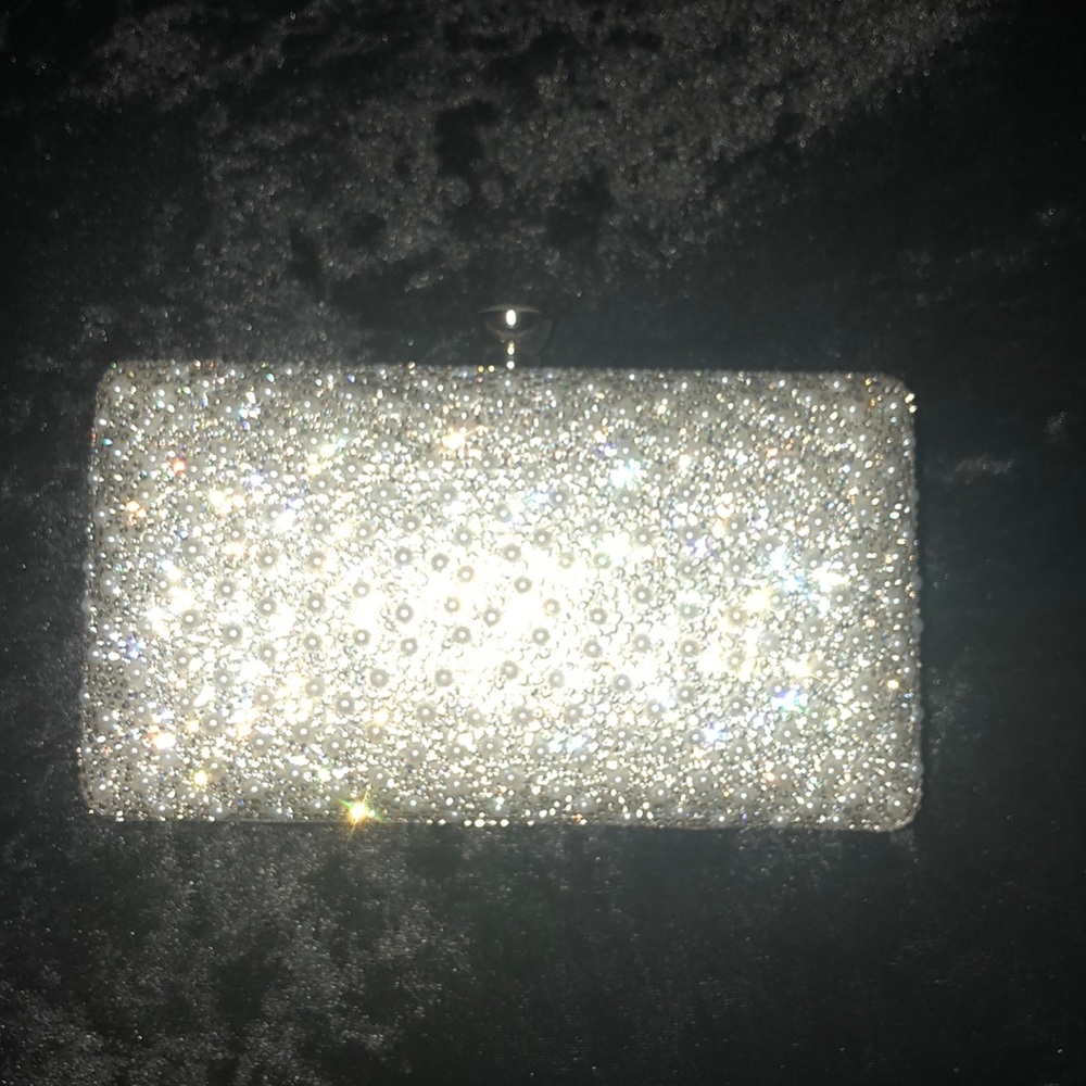 Silver pearl clutch